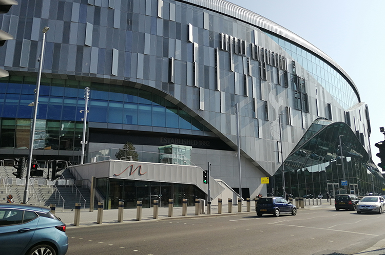 Exterior del estadio del Totteham