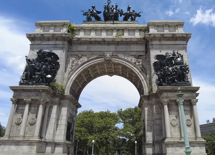 Arco de los soldados y Marineros cerca de Prospect Park Brooklyn