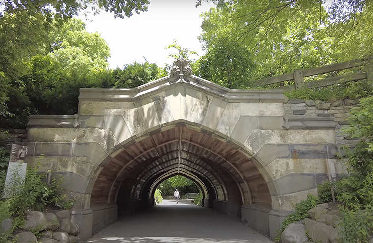 Endale Arch en Prospect Park 