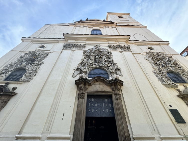 basílica de Santiago de Praga