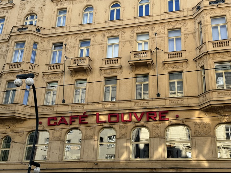 Café Louvre de Praga