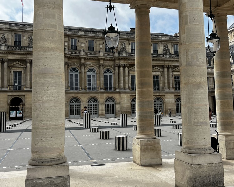 columnas de Buren de París