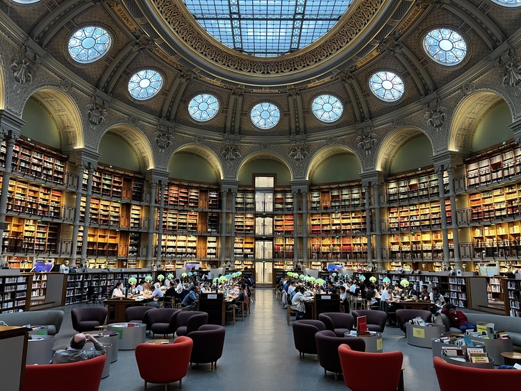 la Biblioteca Nacional de París