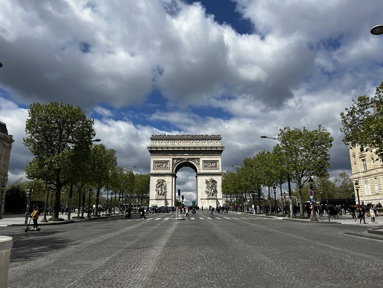 el Arco del Triunfo, un imprescindible que ver en parís