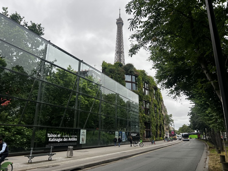 fachada del museo de Quai Branly - Jaques Chirac