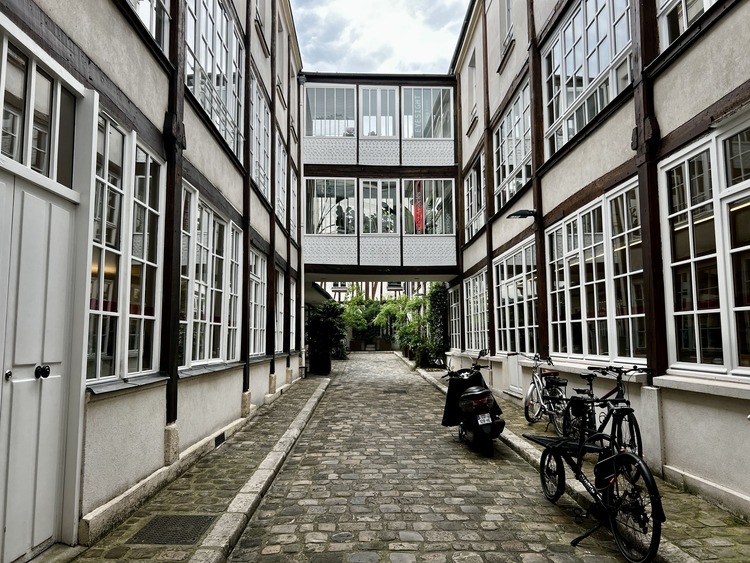 passage du cheval blanc París